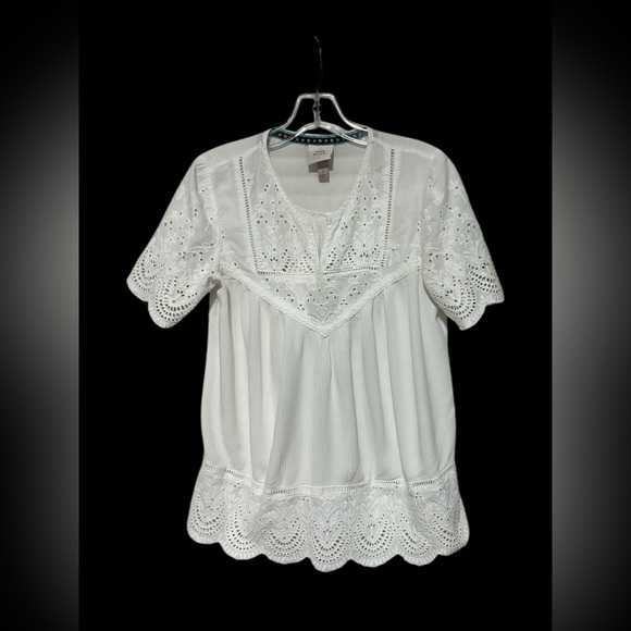 Knox Rose Tops - Knox Rose White Eyelet Top In Women's Size S